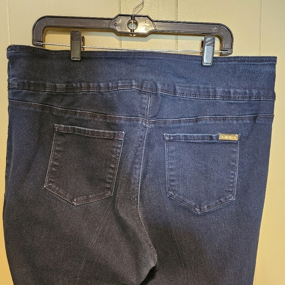 Iman Global Jeans, Womens, Size 1X, Dark Wash, Pull-On, Straight-Leg, Stretchy - Picture 2 of 5